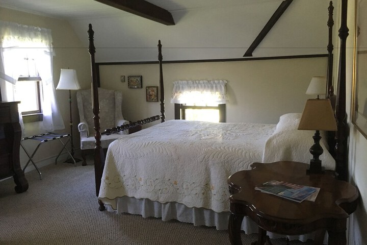 Room 17 of 29