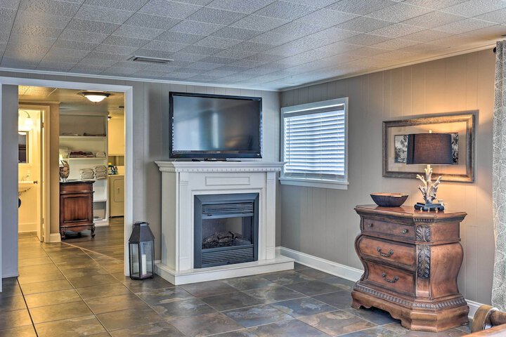 Hot Tub & Dock: Lakefront Home in Hot Springs