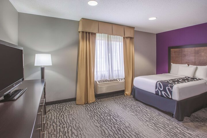 Room 43 of 57