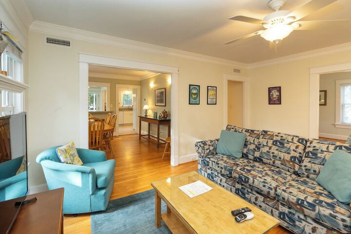 Ocracoke Harbor Inn