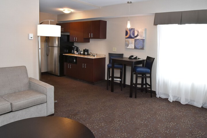 Room 52 of 87