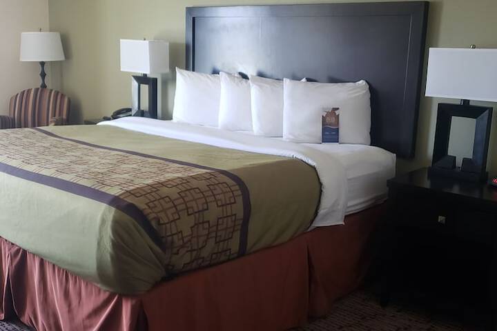 Room 14 of 39