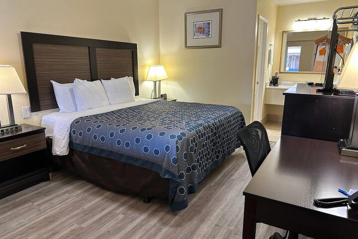 Rodeway Inn Medford South I-5