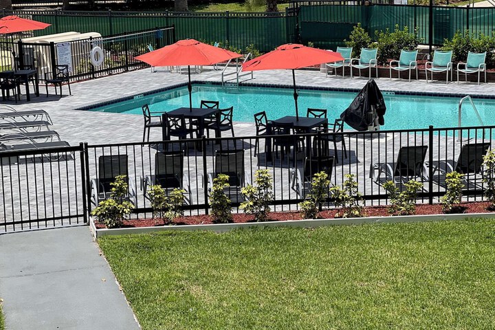 Pool 8 of 49