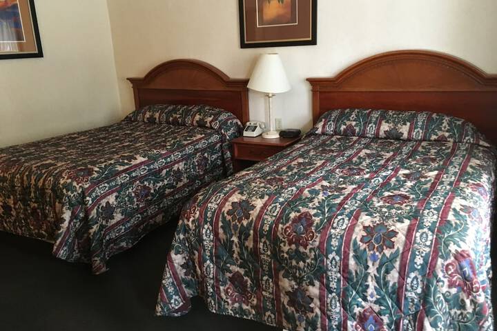 Room 32 of 62