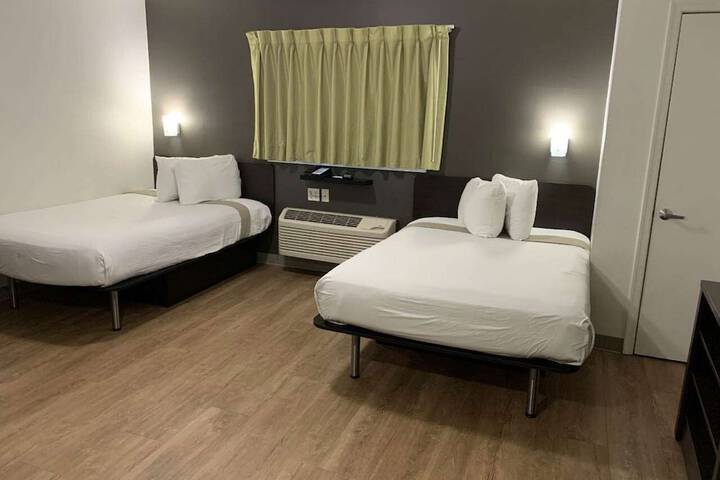 Room 16 of 35