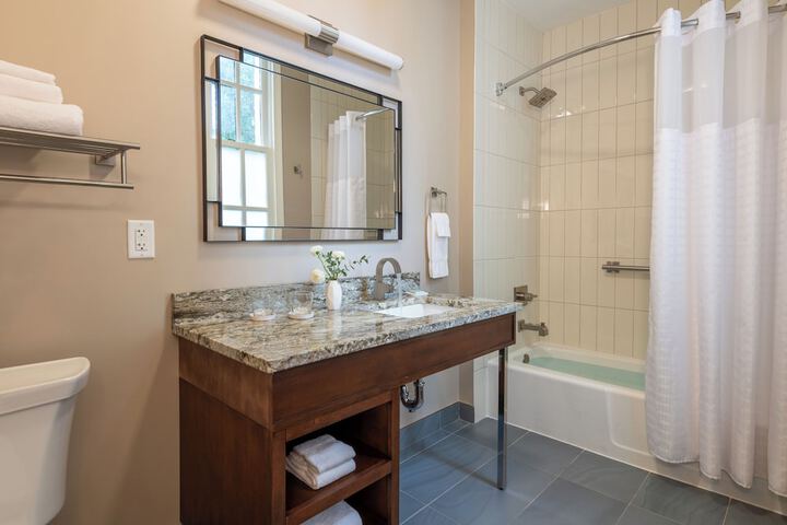 La Tourelle Inn & Spa