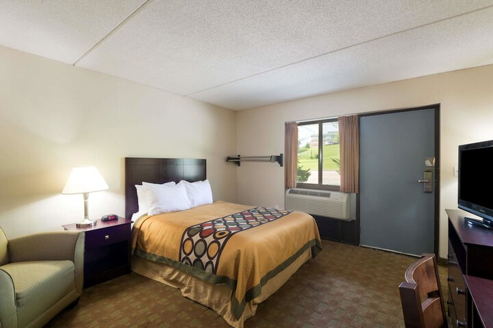 Room 20 of 23