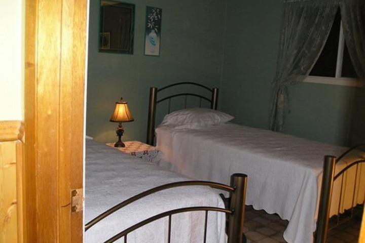 Gullivers Cove Oceanview Cottages