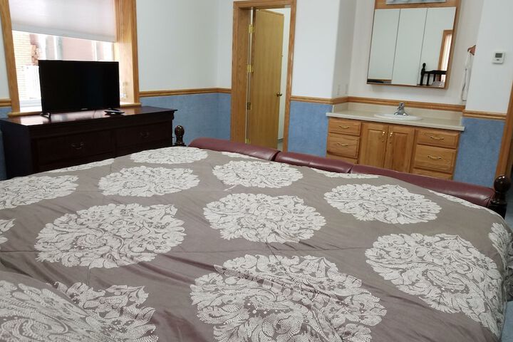 Room 24 of 71