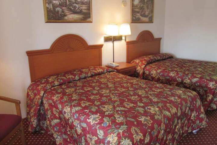 Room 6 of 21