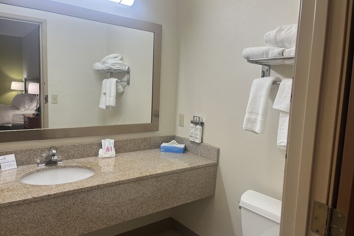 Room 35 of 111
