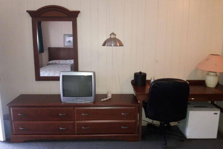 Catskill Motor Court Motel