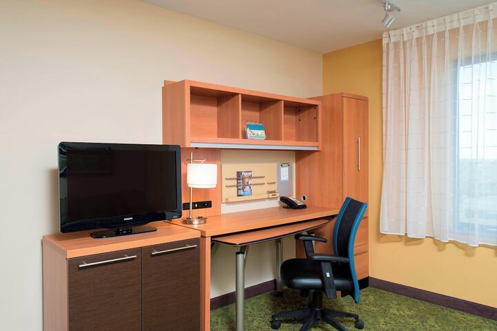 Room 16 of 34