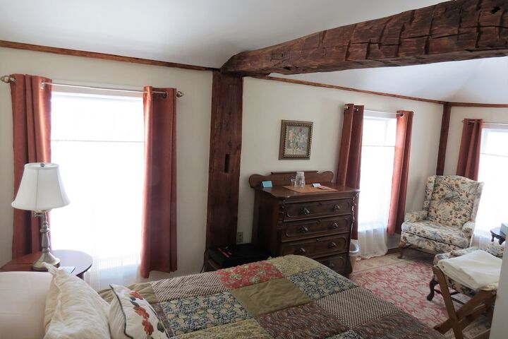 Room 18 of 39