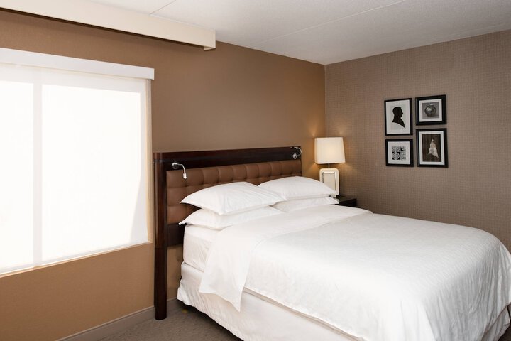 Sheraton Hartford South Hotel
