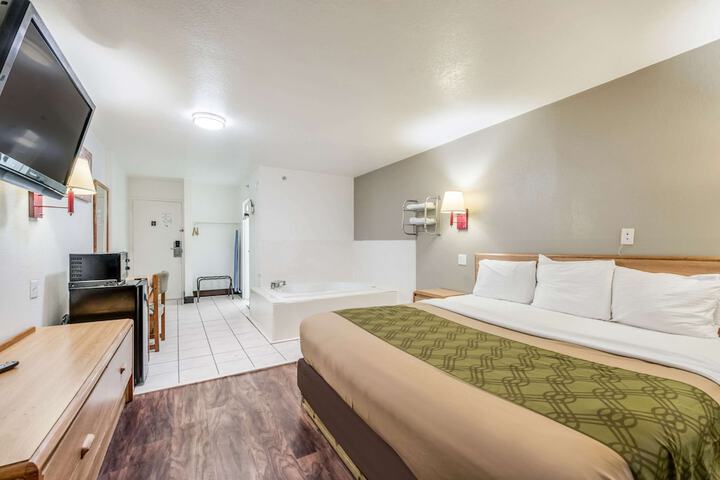 Room 22 of 26