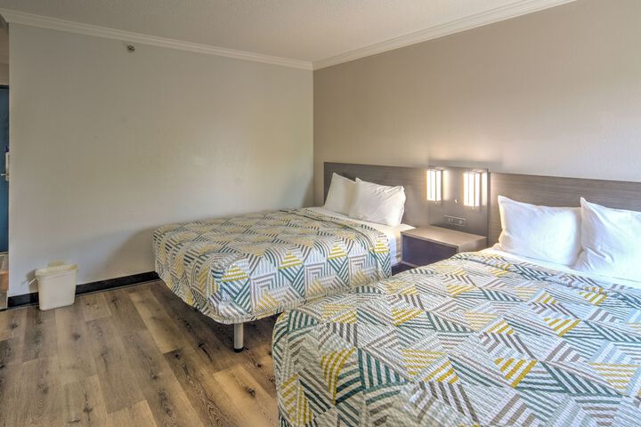 Motel 6 Libertyville IL
