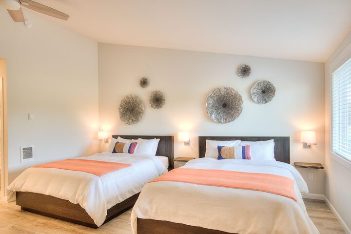 Room 15 of 19
