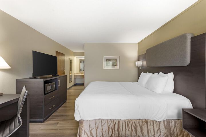 Best Western Plus Madison-Huntsville Hotel