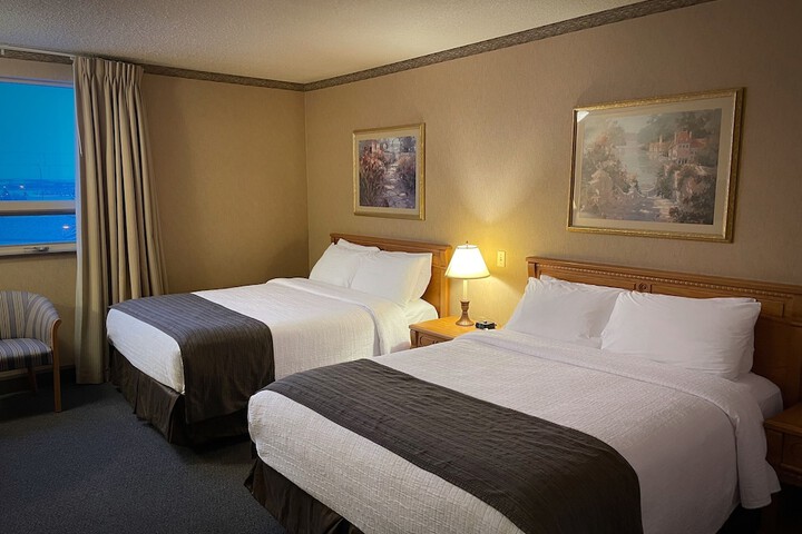 Room 22 of 48