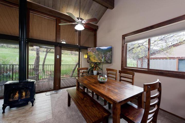 Tamarron Gambel Oak 790 - Wild Turkey Ridge - Durango CO