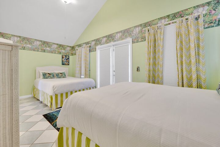 Room 182 of 417