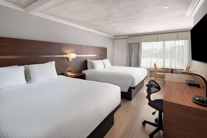 Room 20 of 53