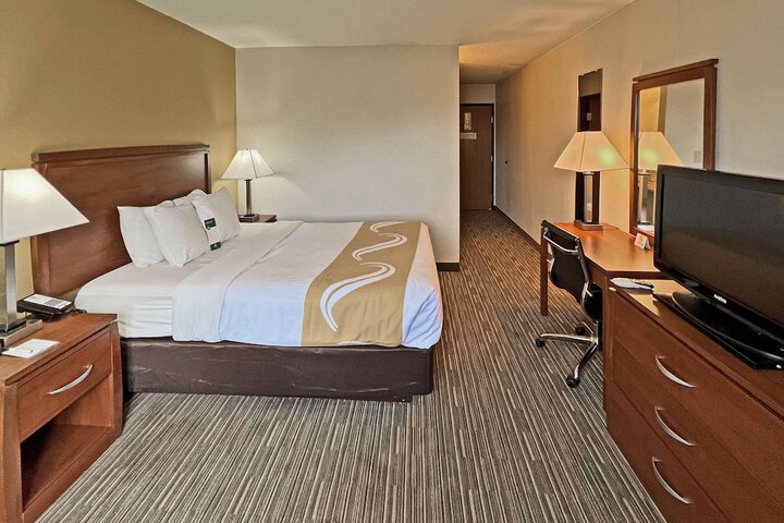 Quality Inn Mitchell I-90