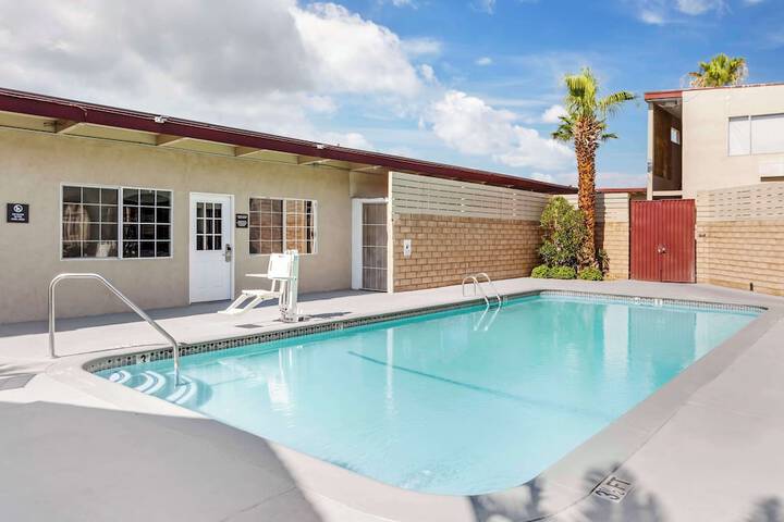 Pool 5 of 47