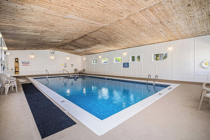 Pool 16 of 47