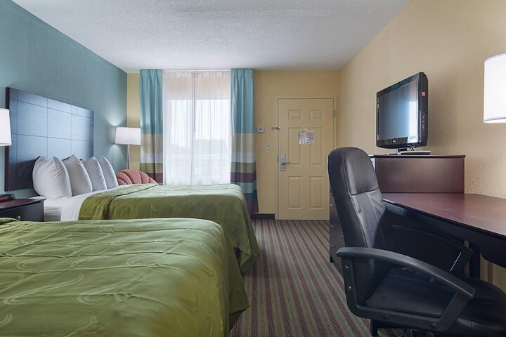 Quality Inn Calhoun North I-75