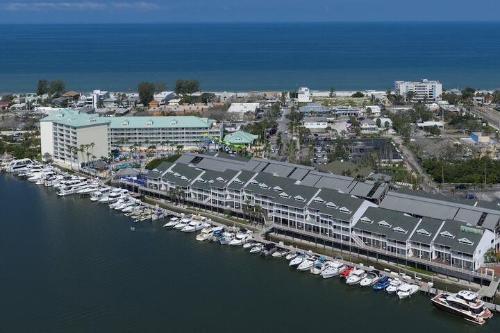 Holiday Inn & Suites Clearwater Beach S-Harbourside by IHG