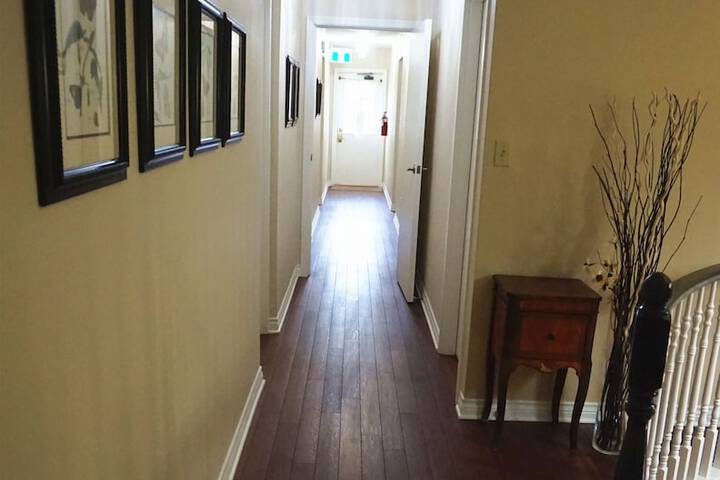 Room 20 of 37