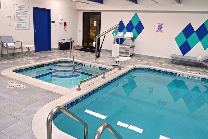 Holiday Inn & Suites Syracuse Airport - Liverpool by IHG