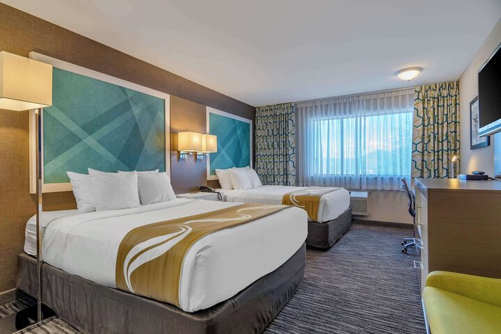 Room 40 of 53