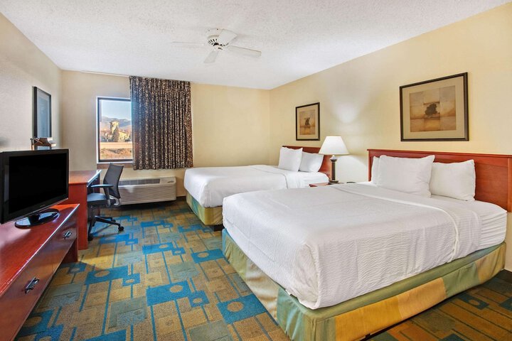Room 20 of 31