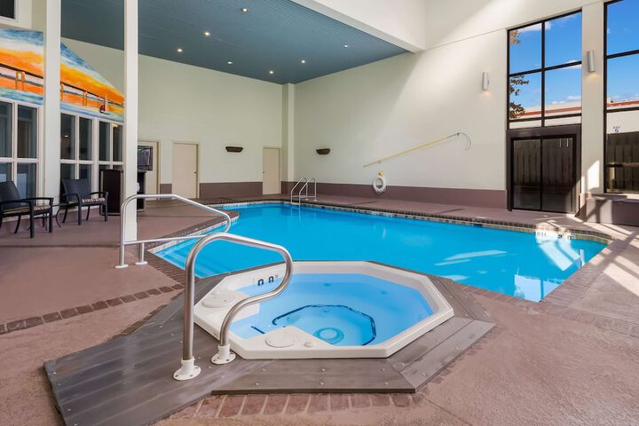 Pool 6 of 34