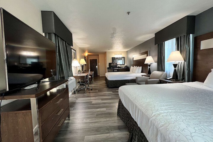 Room 8 of 26
