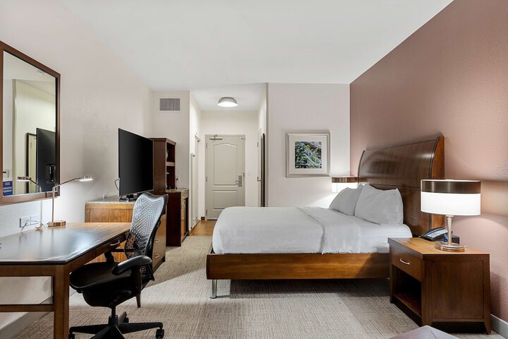 Room 43 of 94