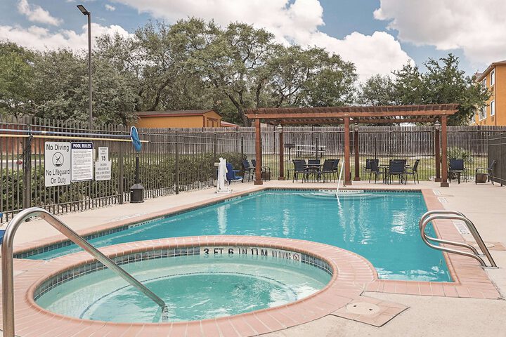 Pool 8 of 47