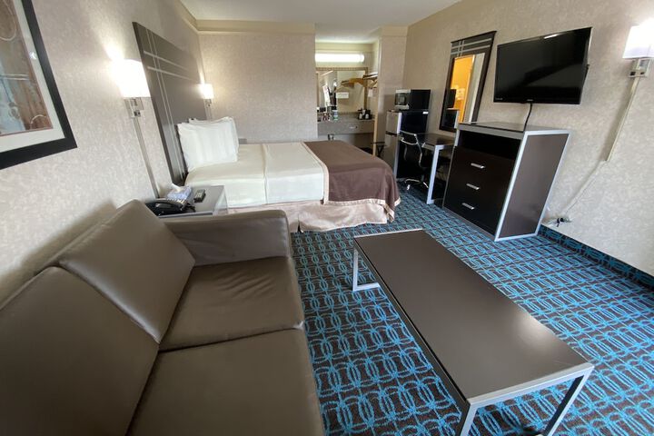Room 60 of 68