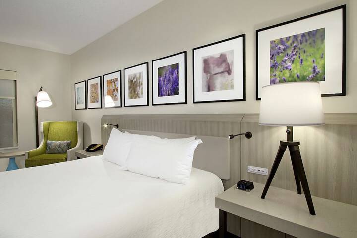 Room 20 of 38