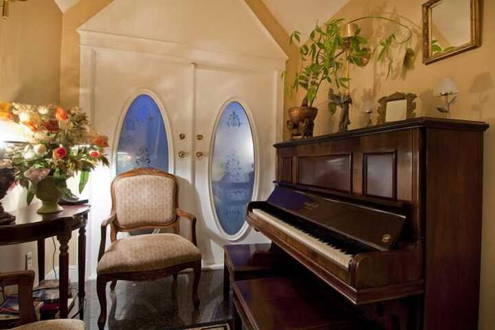 Ocean Breeze B & B