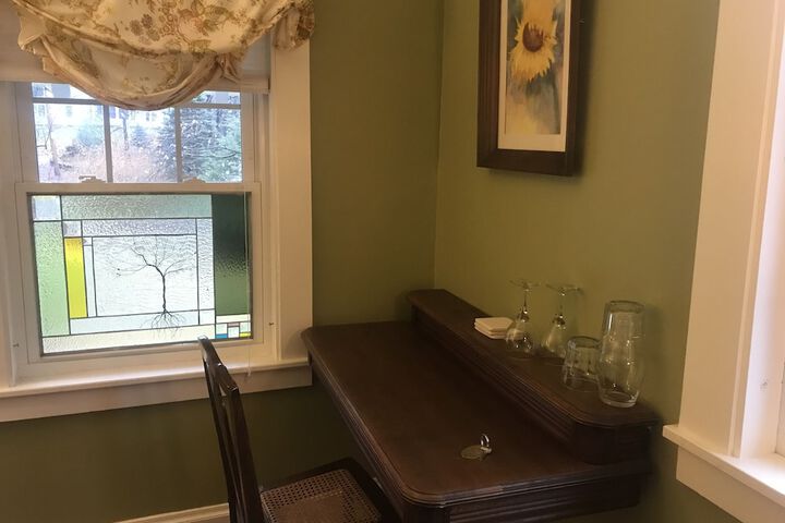 Room 25 of 66