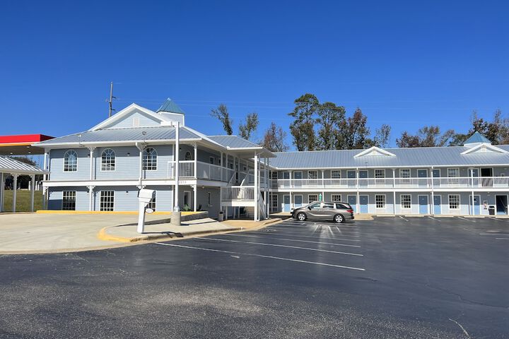Hotel 2 of 18