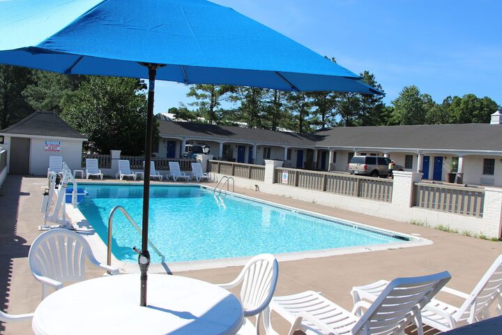 Pool 8 of 44