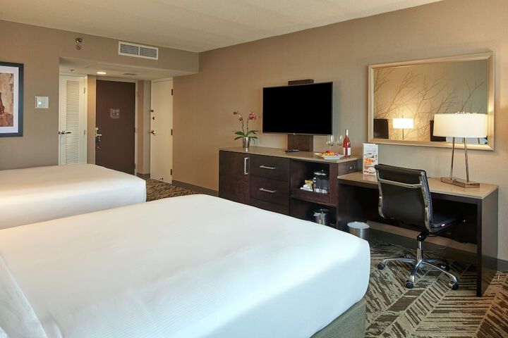 Hilton Cincinnati Airport