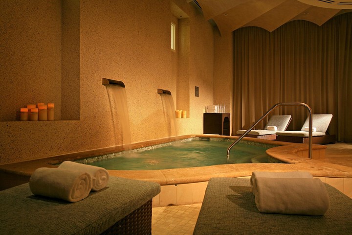 Sandpearl Resort