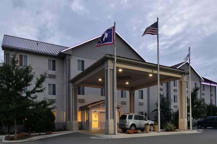 Comfort Inn & Suites Riverton